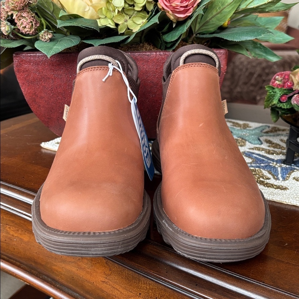 Brand New Hey Dude Branson Boot Craft Leather Cognac Slip On Casual Ankle Boots - Picture 2 of 16